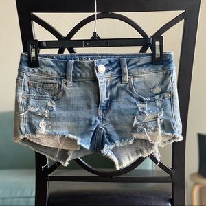 AMERICAN EAGLE SUPER SHORTIE DENIM SHORTS